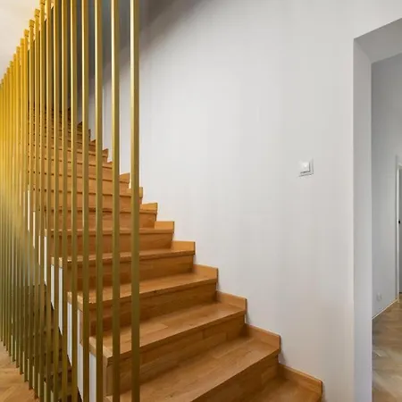 Golden Saska Kepa&boutique In The Heart Of Villa *