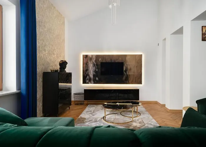 Golden Saska Kepa&boutique In The Heart Of Villa