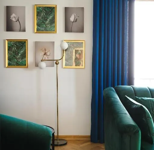 Golden Saska Kepa&boutique In The Heart Of * Warszawa